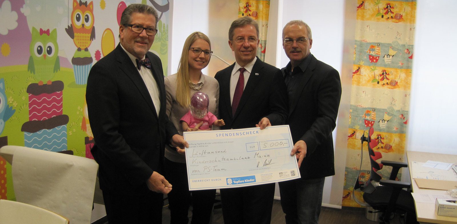 2016-ps-team-5000-euro-spende-stk